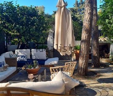 Alquiler de chalet adosado en Urbanización Los Pinos de Aloha, 2 - Photo 4