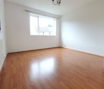 Dene Gardens, HA7, Middlesex - Photo 3