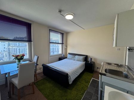 Double Studio with Big Windows - Photo 2