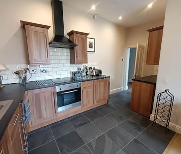 Leigh Road, Atherton - Photo 1