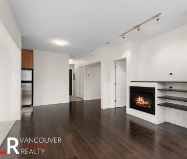 Penthouse in Downtown Vancouver, BC - Photo 1