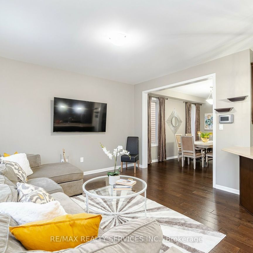 For Lease - 21 Gibbs Road, Brampton, Ontario - Photo 1