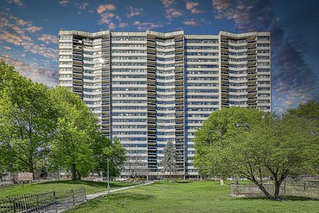 For Lease - 100 Echo Point Unit# 602, Toronto, Ontario - Photo 3