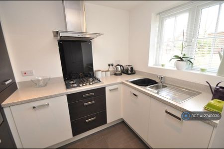 2 bedroom terraced house to rent - Photo 3