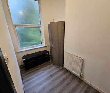 3 Bed Flat, Withington Road, M16 - Photo 4