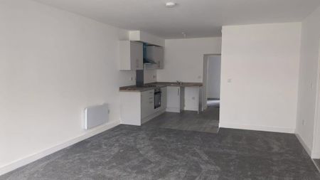 2 bedroom apartment to rent - Photo 3