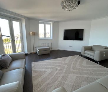 2 Bed Flat, Quebec Quay, L3 - Photo 1