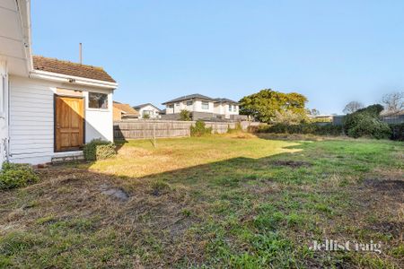 19 Timor Parade, Heidelberg West - Photo 4