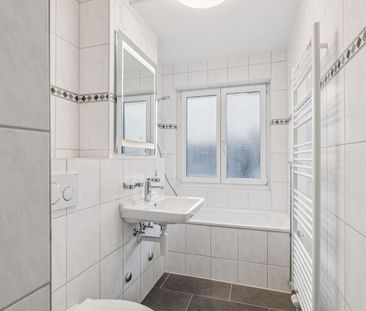 Jetzt einziehen – frisch renovierte Wohnung ruhig, grün & zentral - Foto 3