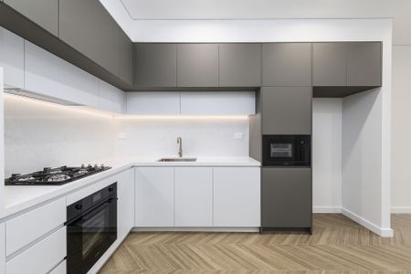 Executive Residences - Photo 3