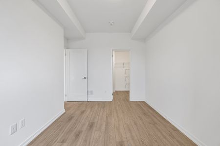 For Lease - 22 Lytham Green Circle Unit# 21, Newmarket, Ontario - Photo 2