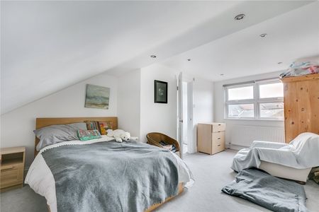 Bathurst Gardens, Queens Park, NW10, London - Photo 3