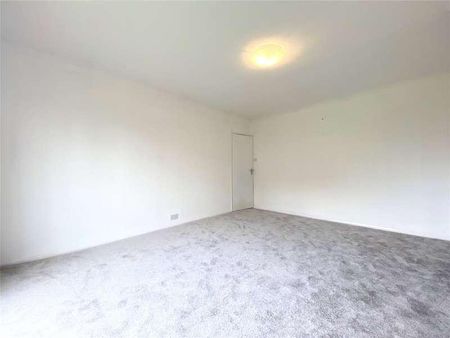 Barkham Road, Wokingham, Berkshire, RG41 - Photo 4