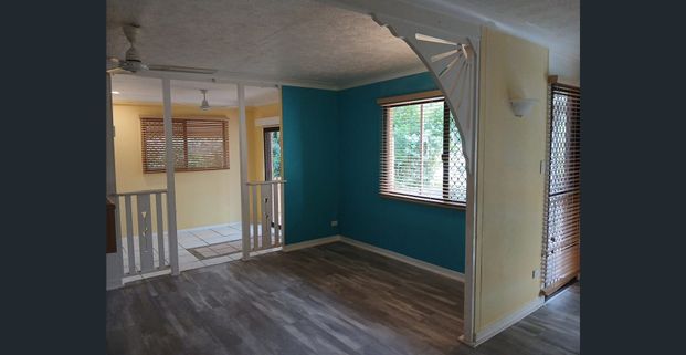 4 Bedroom Home with a Pool in Kelso - Photo 1