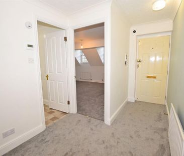 2 bedroom flat to rent - Photo 6