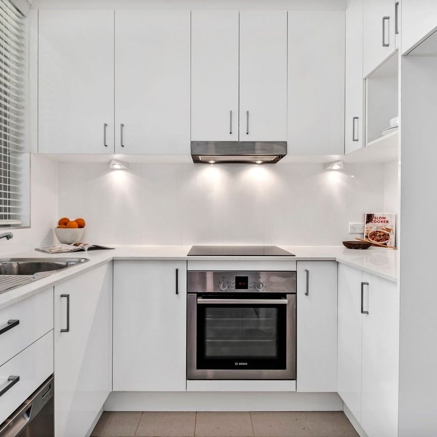 8/33-35 WILLIAM STREET, Rose Bay NSW 2029 - House For Rent | Domain - Photo 1
