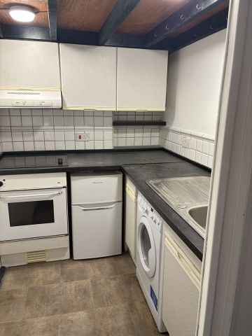 Studio Flat, Willesden Lane, NW6 - Photo 5