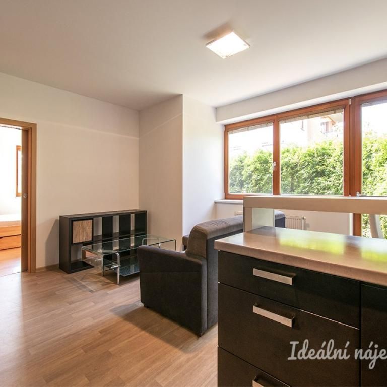 Pronájem bytu 3+kk 62 m2 - Photo 1