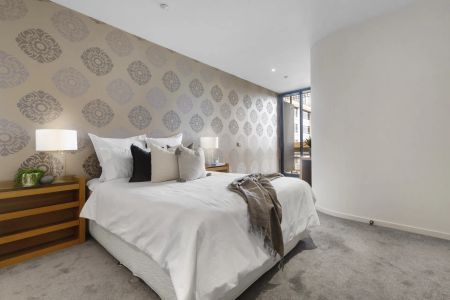 The Hero - Luxurious and Exclusive in premiere Melbourne location - Photo 4