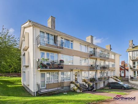 2 bedroom ground floor flat to rent - Photo 2