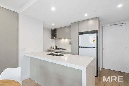 4803/28 Timothy Lane, Melbourne - Photo 5