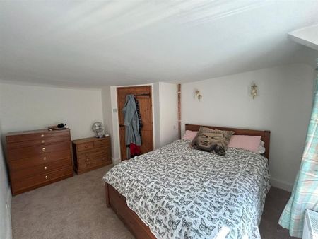 3 bedroom detached house to rent - Photo 5