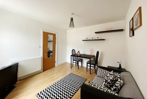 1 Bed Flat, Percy Road, LE2 - Photo 1