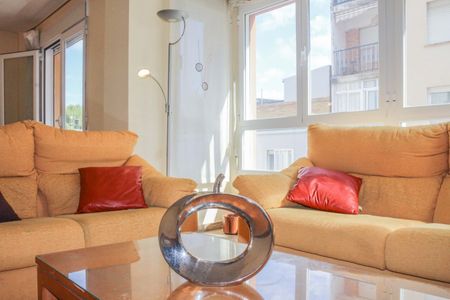 Wonderful flat for sale in Requena - Photo 3