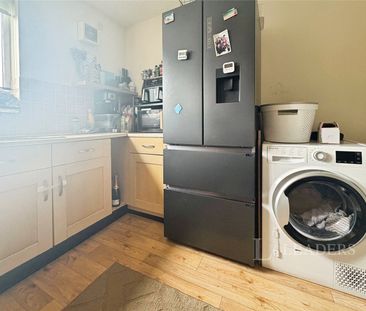 2 bedroom apartment to rent Astwood Court, Astwood Road, WR3 - Photo 5