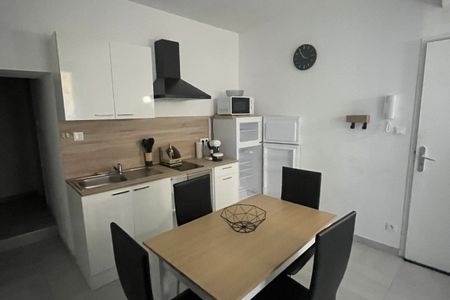 STUDIO MEUBLE CORNEILHAN - Photo 2