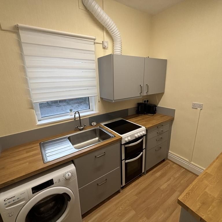 1 bedroom flat to rent - Photo 1