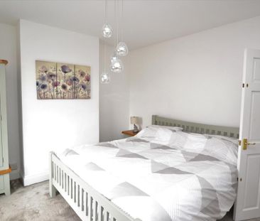 3 bedroom terraced house to rent - Photo 6