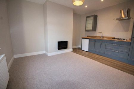 1 bedroom terraced house to rent - Photo 2