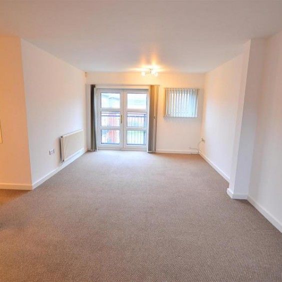 2 Bedroom Apartment To Let - Photo 1
