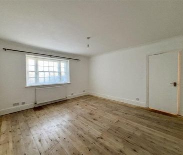 Hales Road, Cheltenham, GL52 - Photo 2