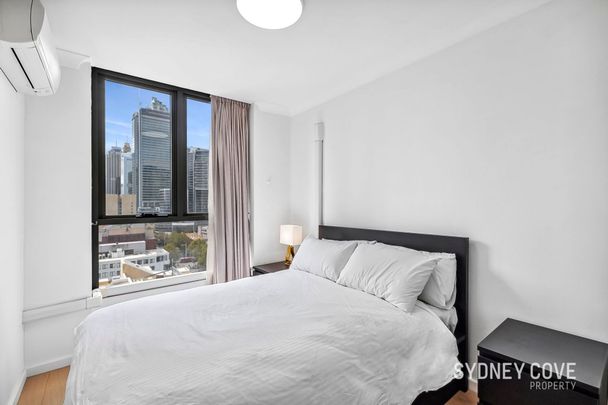 FULLY RENOVATED APARTMENT IN A FANTASTIC LOCATION | Furnished - Photo 1