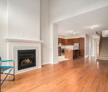 For Lease - 260 Dolce Crescent, Blossom Park - Airport and Area, On... - Photo 1