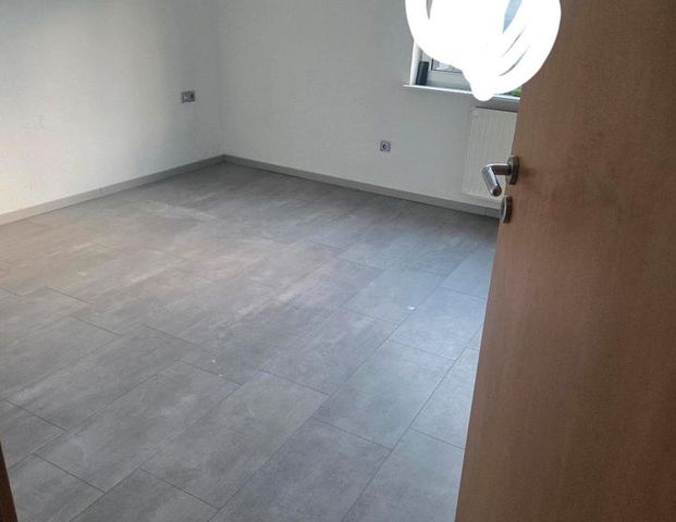 Wohnung 900€ - Photo 1
