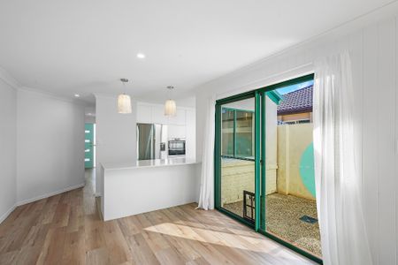 34 Kingarry Circuit, Merrimac QLD 4226 - House For Rent | Domain - Photo 3