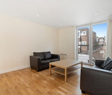 2 bedroom flat to rent - Photo 1