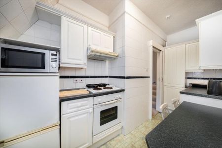 Studio to rent - Photo 5