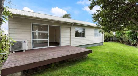 Affordable 3 Bedrooms Home Super Handy Location - Photo 4