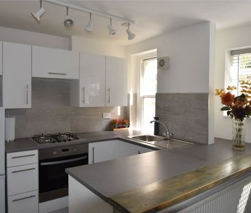 Osborne Road, Windsor, Berkshire,SL4 - Photo 3