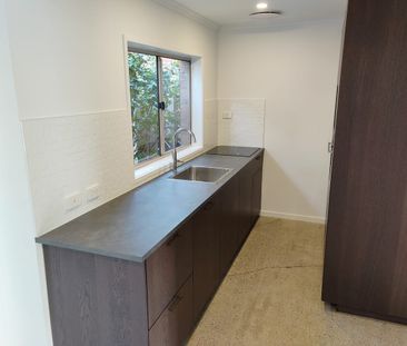 Low-Maintenance Coastal Lifestyle - Photo 4