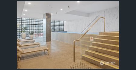 Modern One-bedroom Apartment with Easy access to Melbourne CBD - Photo 2