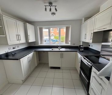 2 bedroom apartment to rent - Photo 2