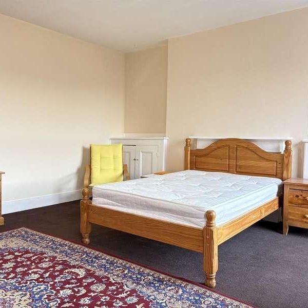 Malvern Road, London, NW6 - Photo 1