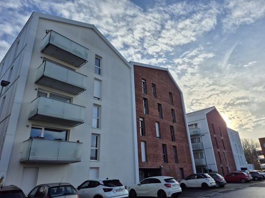 Location Appartement 2 pièces 48m² PERENCHIES 59840 - Photo 1