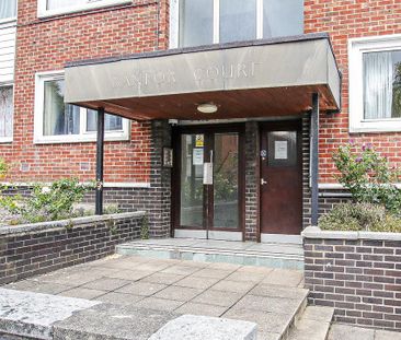 Studio to rent - Photo 6