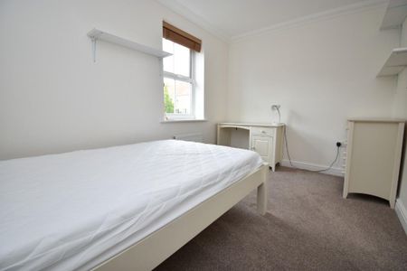 4 bedroom townhouse to rent - Photo 4